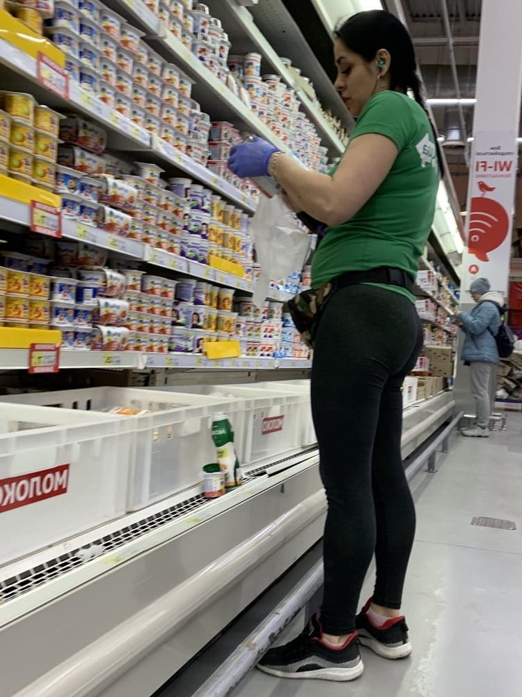 19P Sugar ass in leggings 3