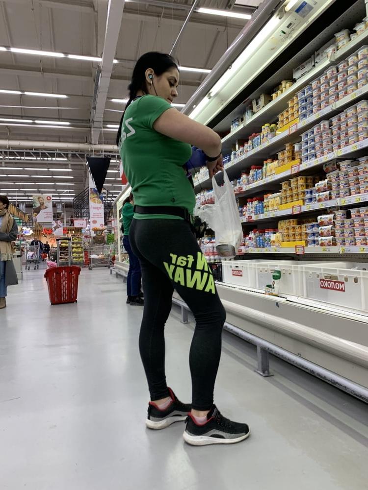 19P Sugar ass in leggings 3
