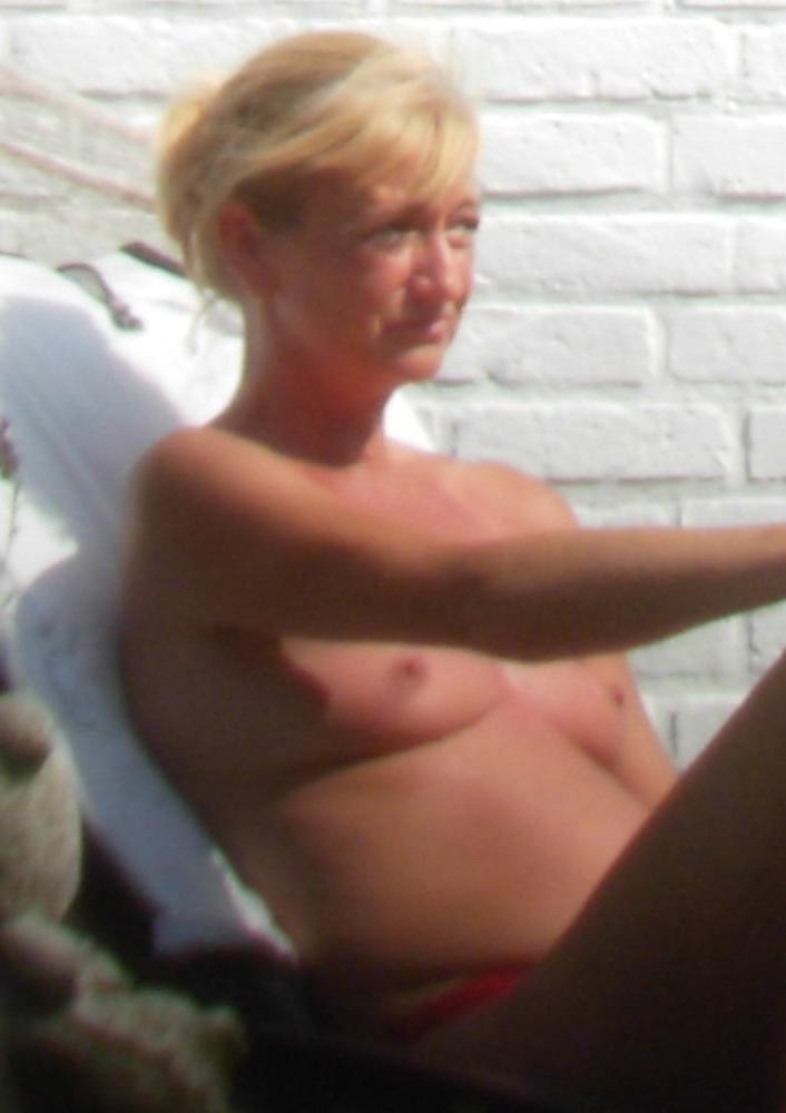 25P 48 years old belgian slut exposed