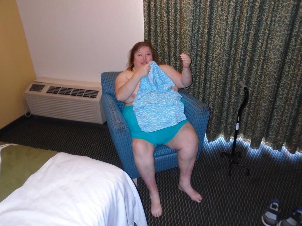 25P Big Belly BBW 'Hottie'