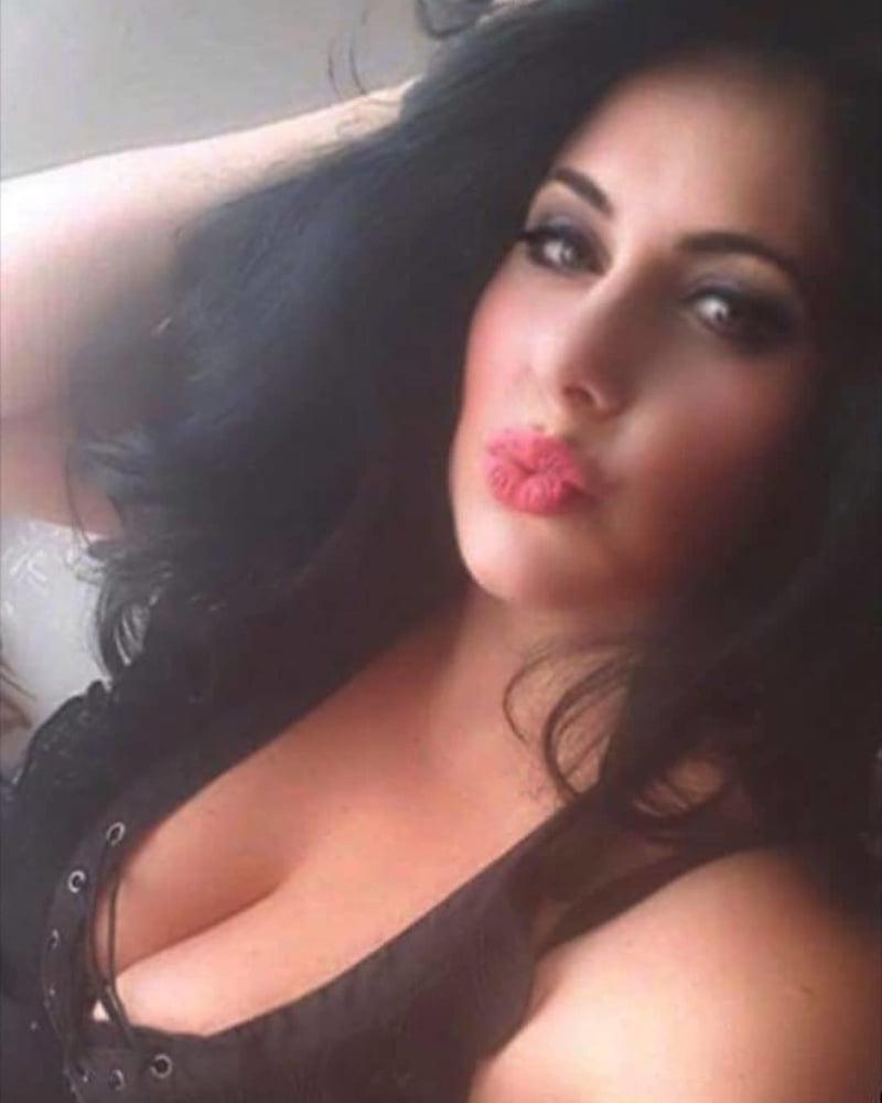 25P MILF Perfect 02