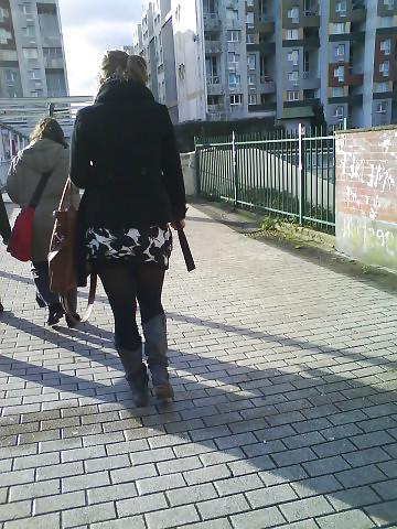 25P Voyeur en rue -in the street