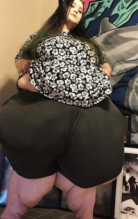 18P Belly To Knees 2