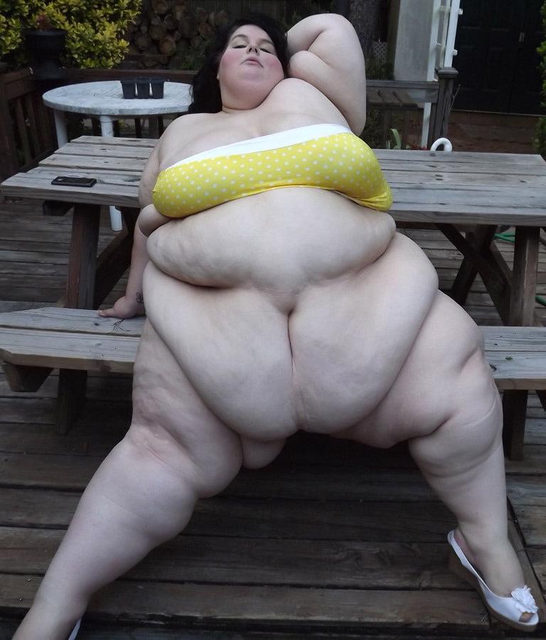 18P Belly To Knees 2