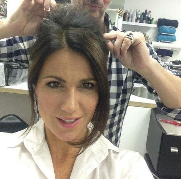 25P Cougar Town- Susanna Reid 81