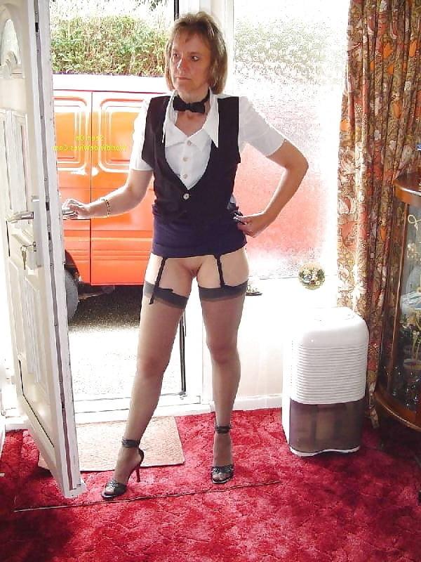 25P Mature Cougar 66