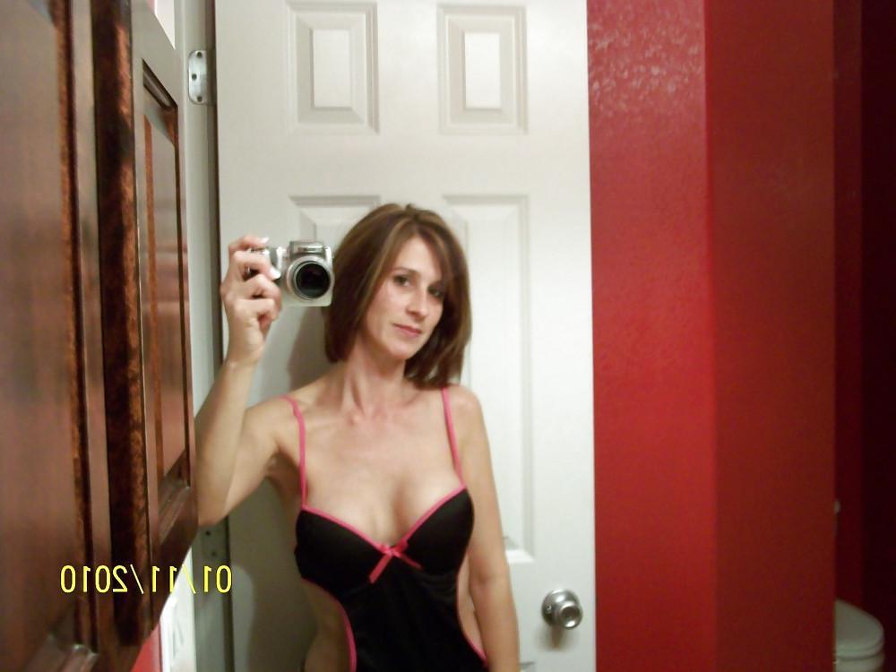 25P Hot & Horny Couple