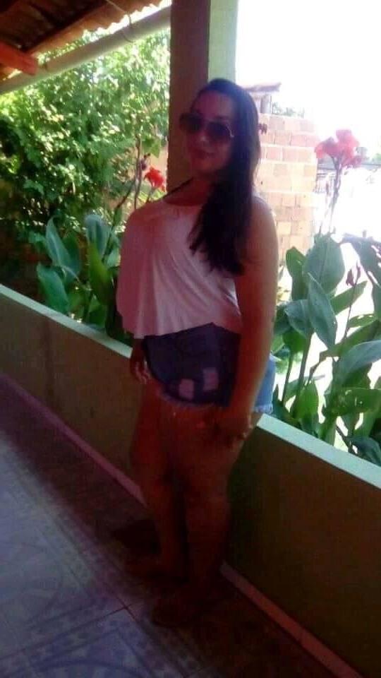 25P Hot shorts 17