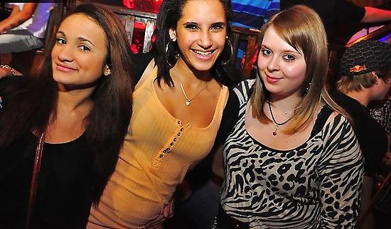 25P German Party Bitches