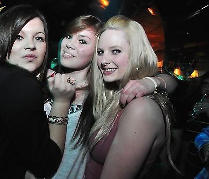25P German Party Bitches