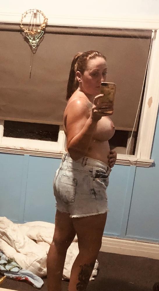 18P Australian mom of 3 girls craving for asians cock