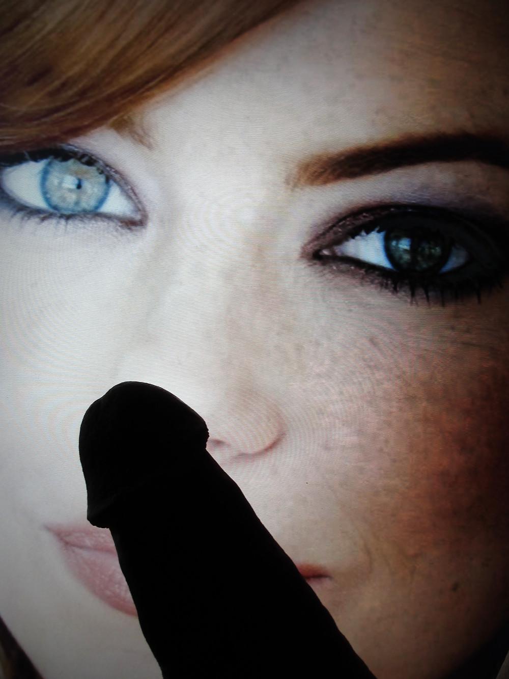 10P Cumshot over EMMA STONE