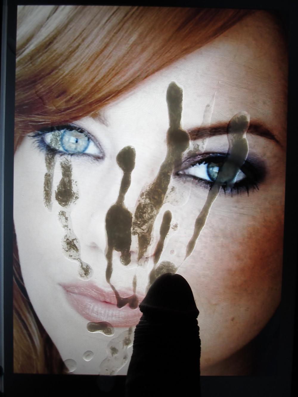 10P Cumshot over EMMA STONE