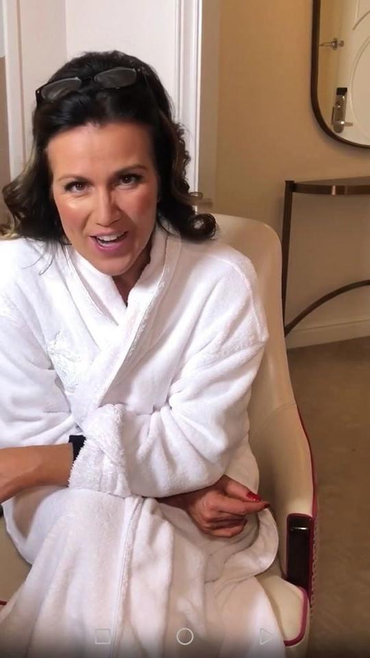 25P Cougar Town- Susanna Reid 80