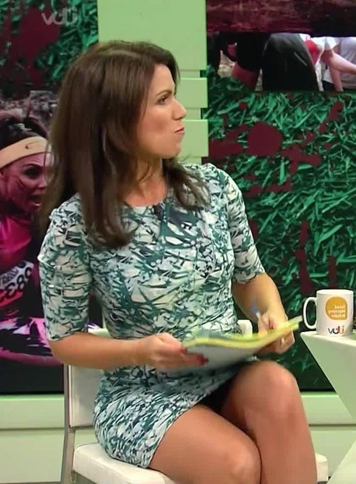 25P Cougar Town- Susanna Reid 80