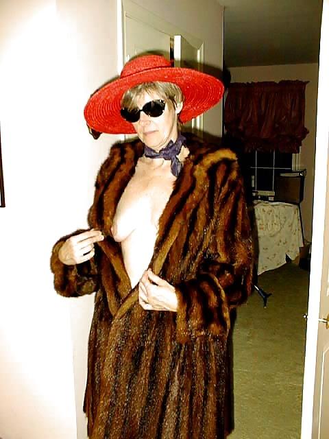 14P Mrs. Commish in and out of fur!
