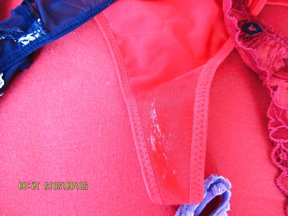 8P Gf used dessous