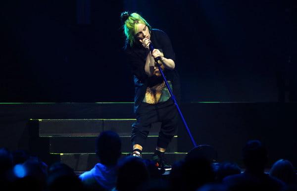 25P Billie Eilish - ALTer EGO Show in Inglewood (01-18-20)