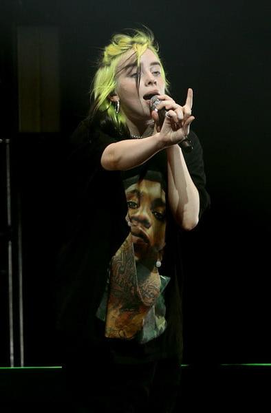 25P Billie Eilish - ALTer EGO Show in Inglewood (01-18-20)
