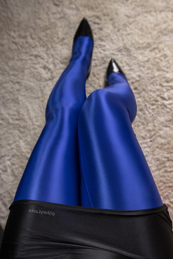 9P I'm in shiny nylon, top view, my collection =)