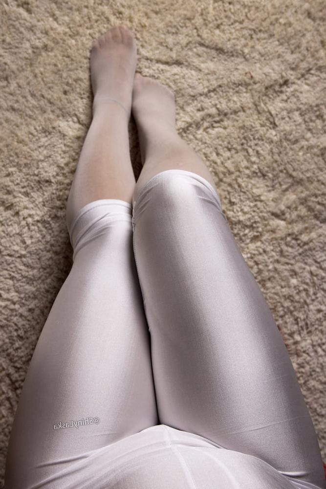 9P I'm in shiny nylon, top view, my collection =)