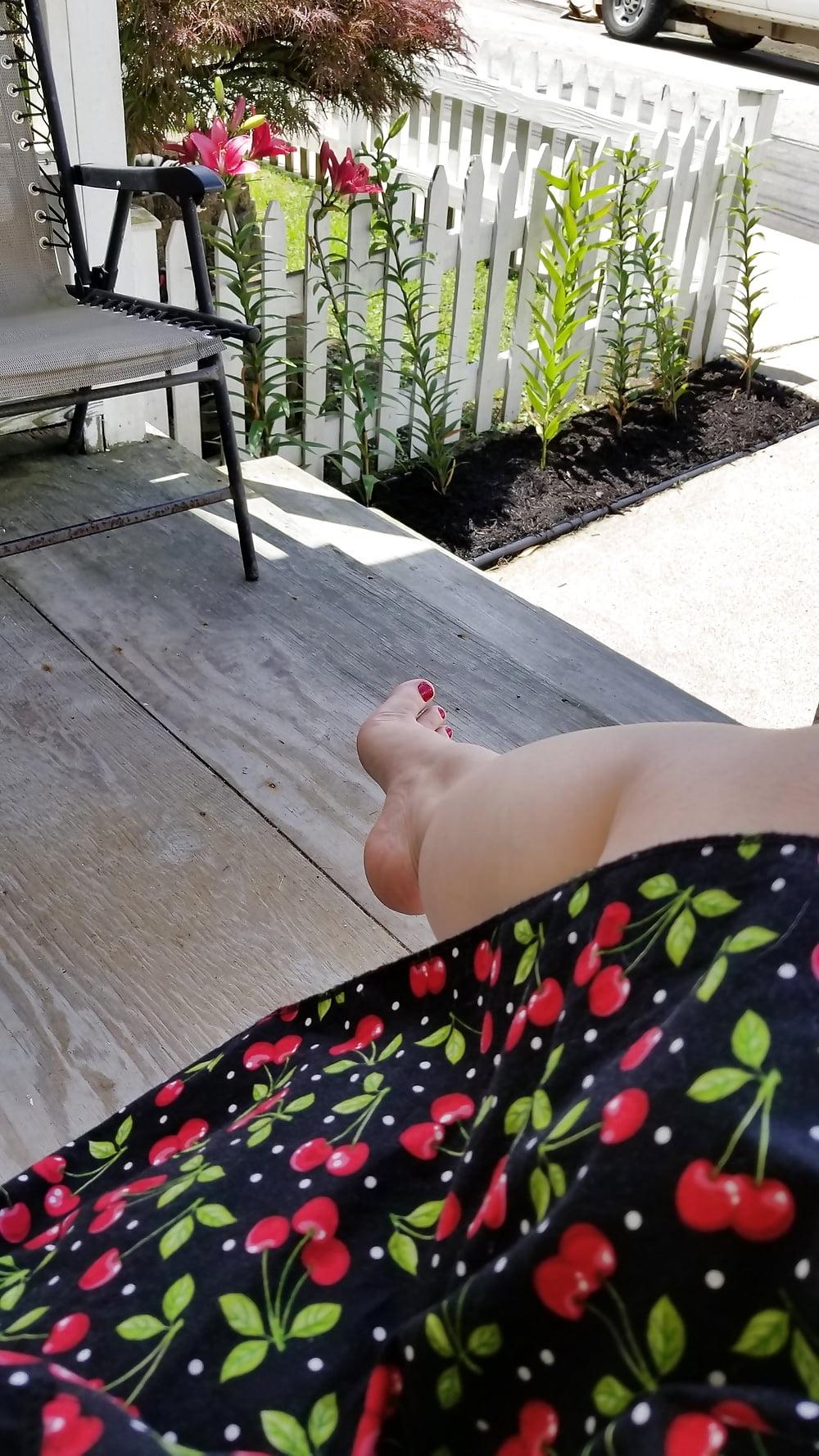9P 50s pinup dress.... just your average housewife &amp; milf