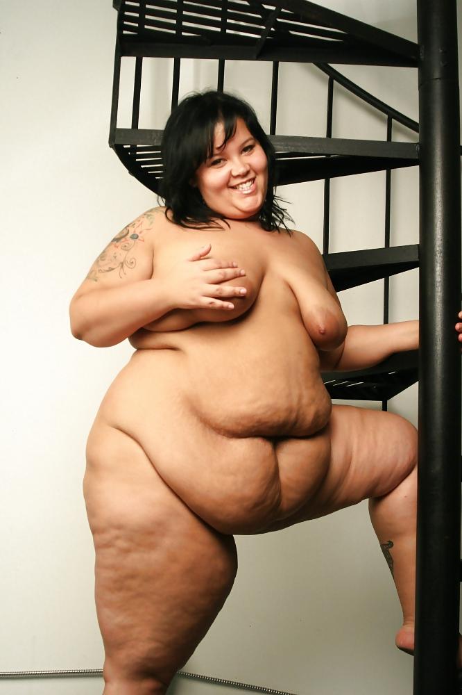 24P CUTE FAT GIRL WITH BIG BELLY
