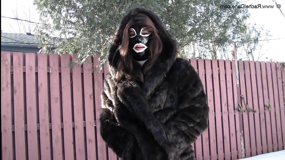 14P Rachel's fur coat