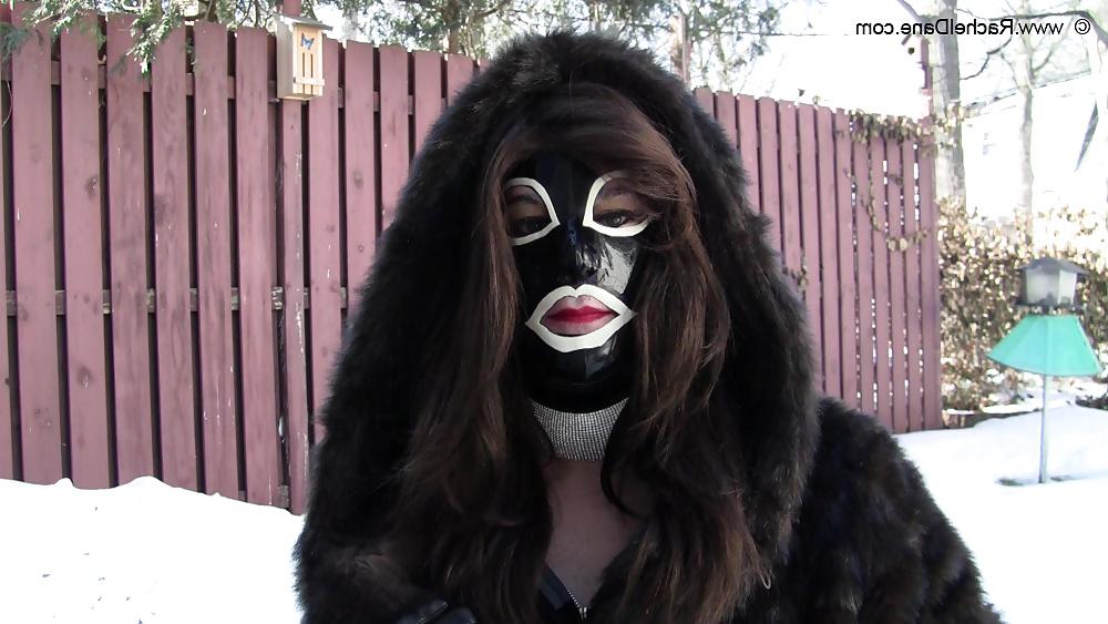 14P Rachel's fur coat