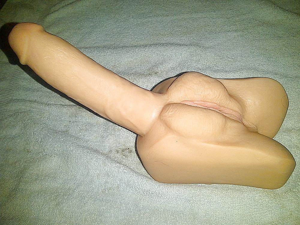 25P Hermaphrodildo!  A hermaphrodite pussy-ass-cock dildo!!