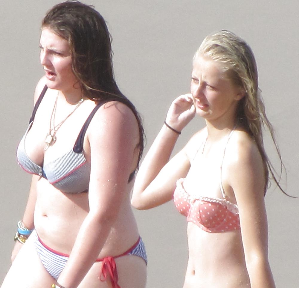 25P Collection of fantastic voyeur photos