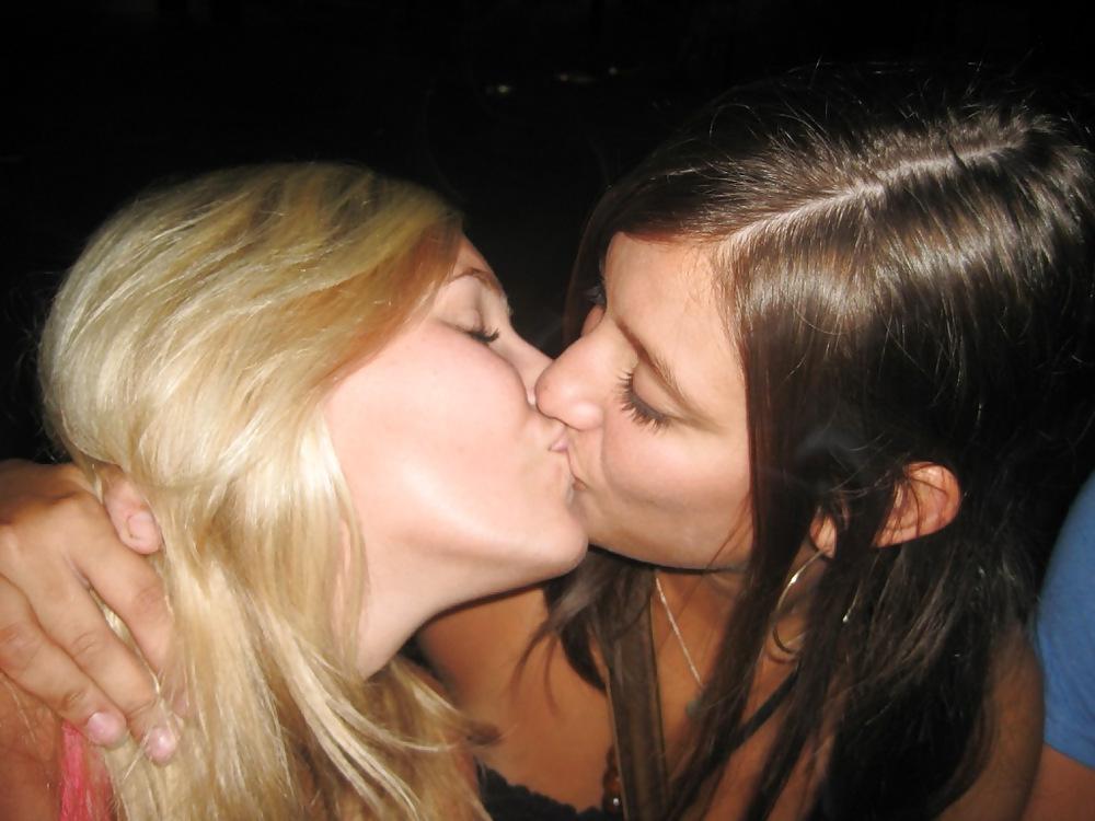 25P Collection of fantastic voyeur photos