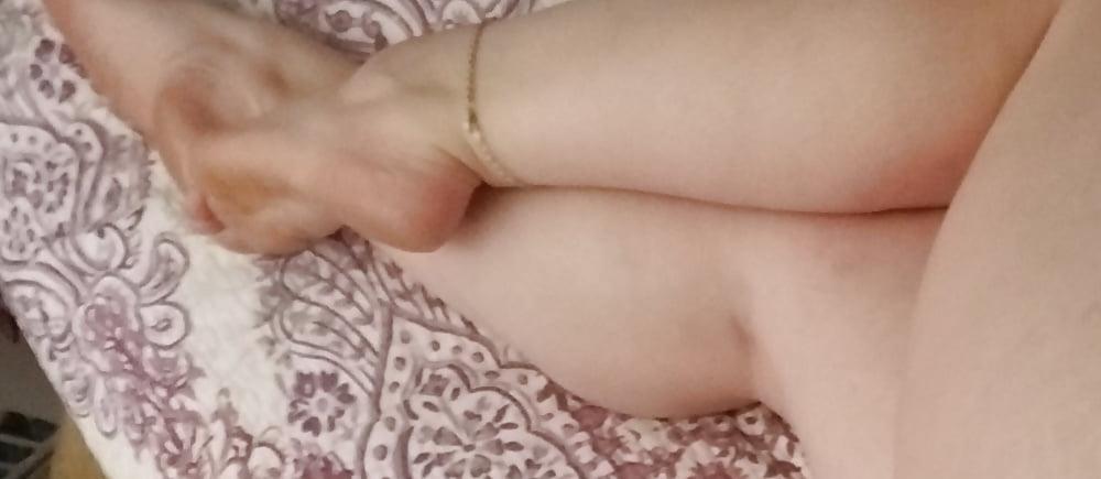 25P hours of fun............... bored housewife  Milf
