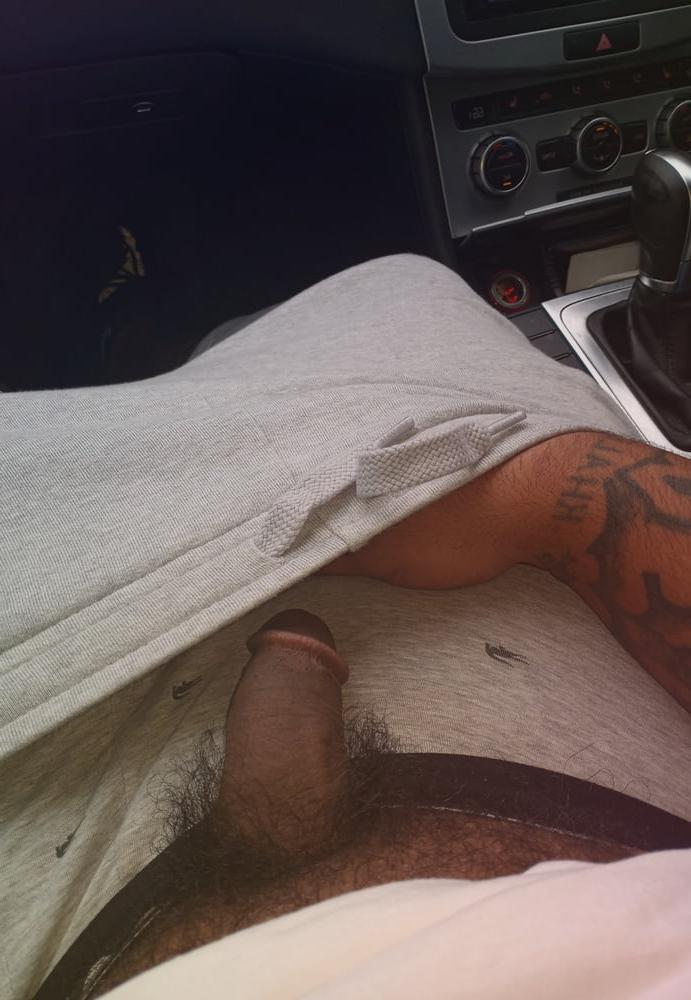 4P In The Car