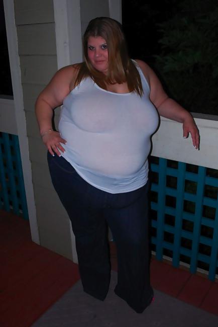 25P BEAUTIFUL BIG BELLY BLONDE