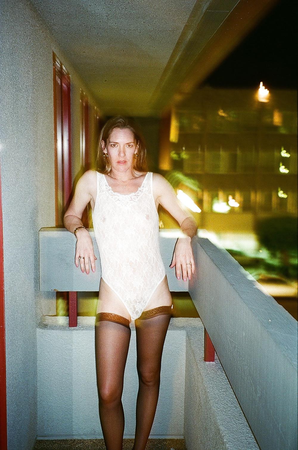 5P Sally Gerrard - Works at Fashion Show Mall, Las Vegas