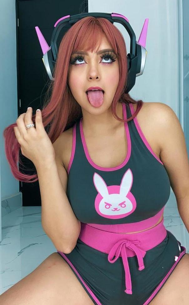 25P Ari Game Plays nude