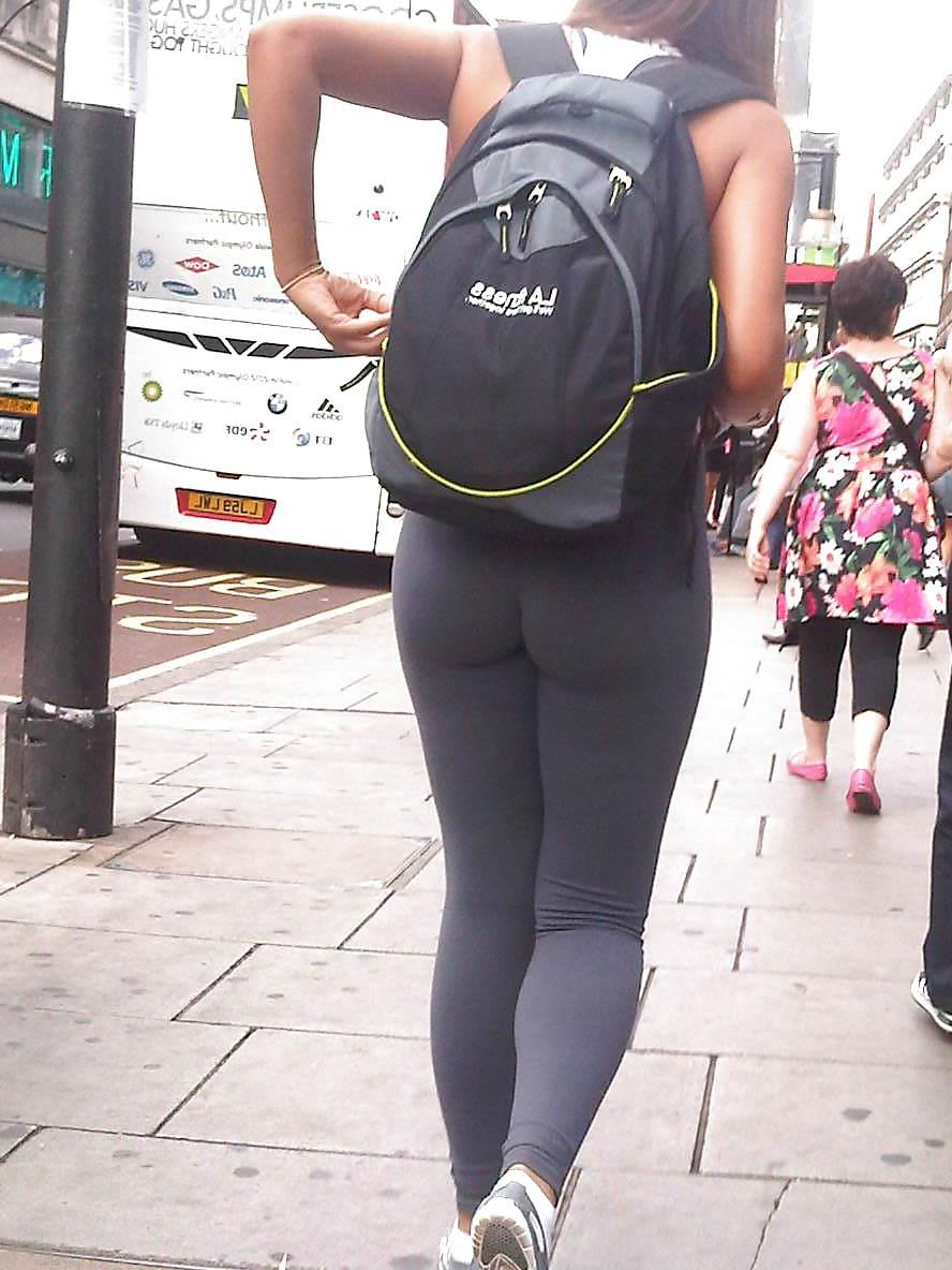 15P Cameltoe 