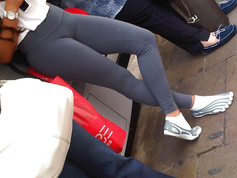15P Cameltoe 
