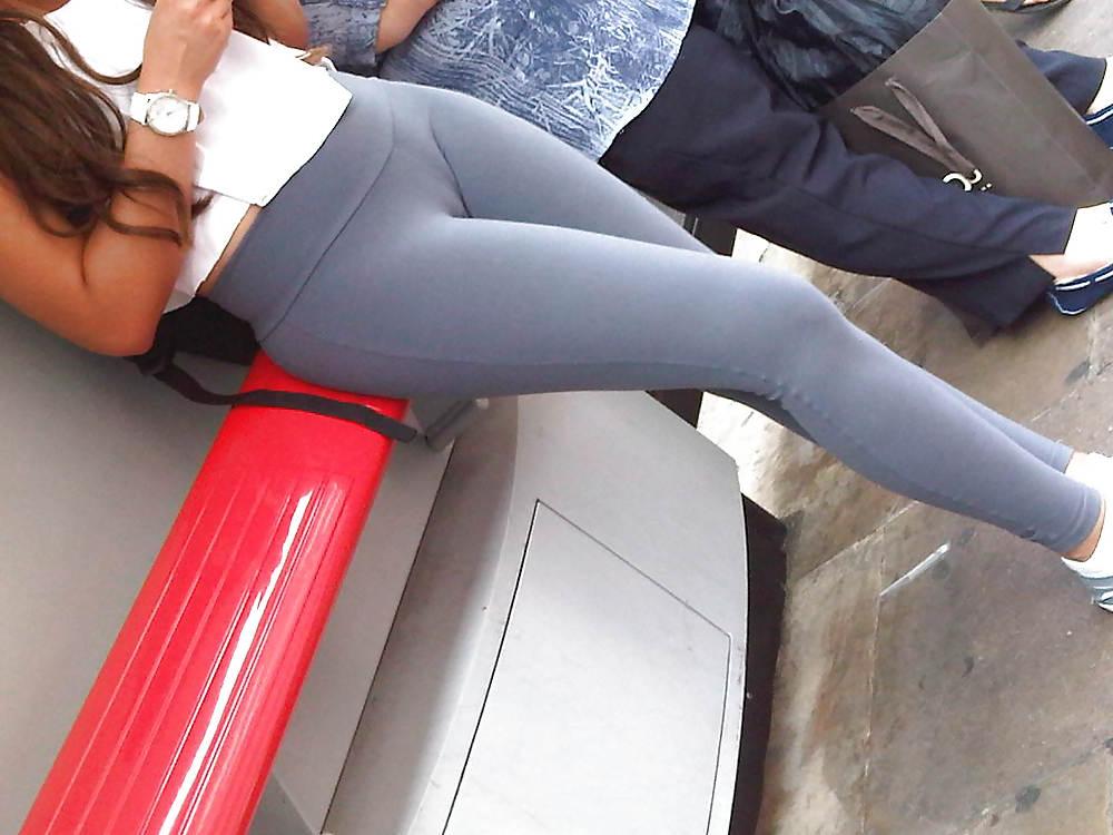 15P Cameltoe 