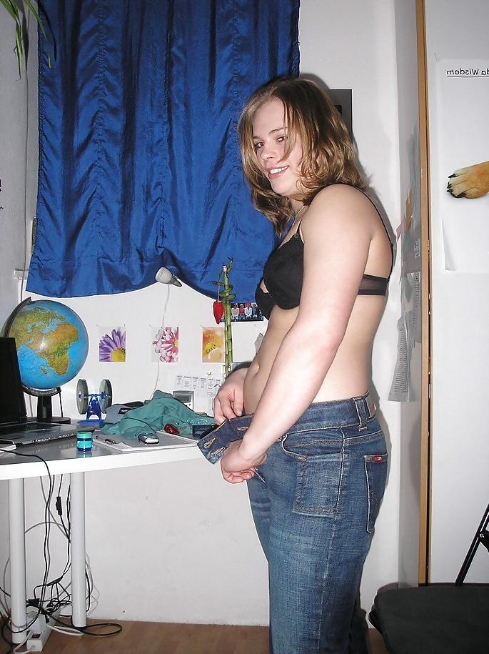25P Queens in jeans LXI