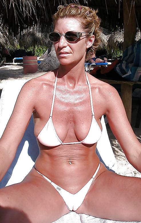 25P Camel Toes