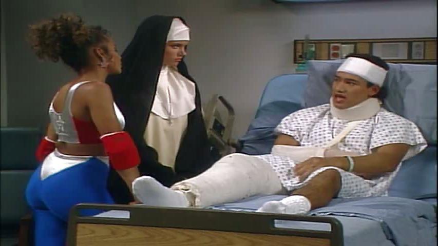 6P Lark Voorhies Ass from saved by the bell