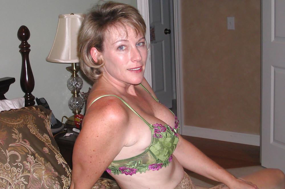 25P She's A Wonderful Cougar