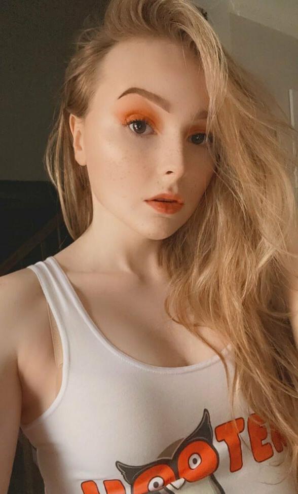 25P Shy_Trans nude