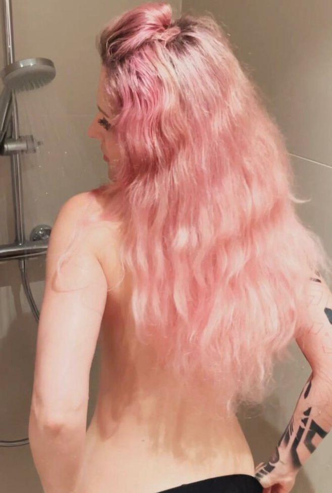 19P Cherry Berlin nude