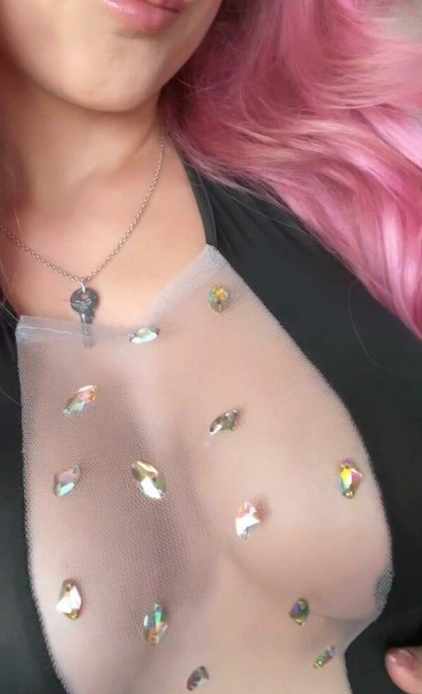 19P Cherry Berlin nude