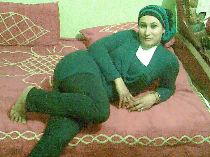 25P Hijab very sexy cam pic