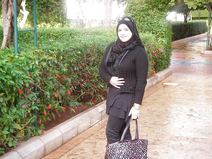 25P Hijab very sexy cam pic