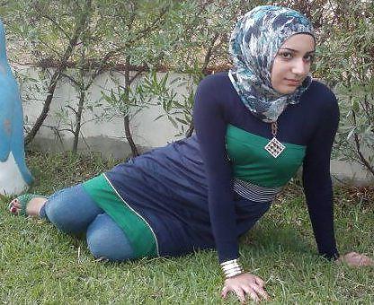 25P Hijab very sexy cam pic